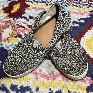 TOMS Alpargata Slip-Ons in Leopard, Women’s Size 9M